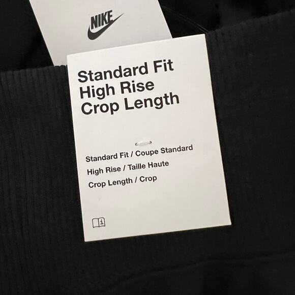 New Nike Standard Fit High-Rise Crop Length Short Black Fleece Sz 3X - Picture 7 of 8